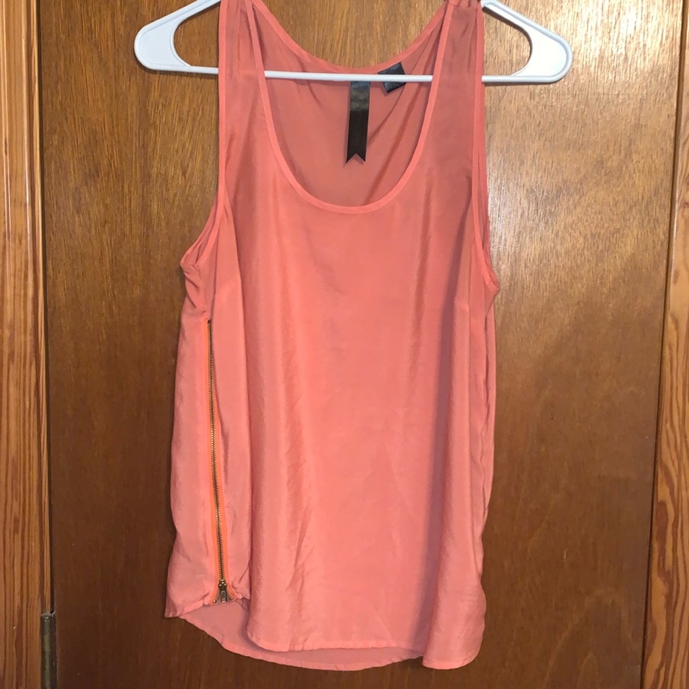 Zipper detail tank top